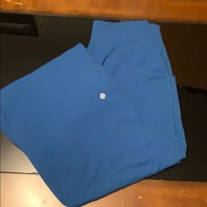 Size 10 Lululemon lounge pants. Blue!